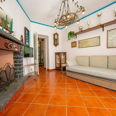 La Casa Sul Molo * Carate Urio